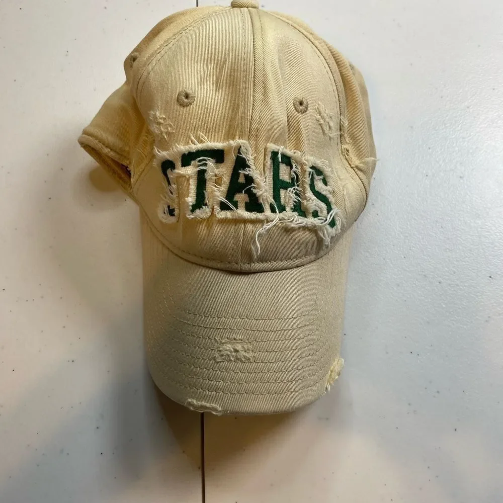EUC Top Of The World Cream Dallas Stars Distressed Baseball Cap NHL